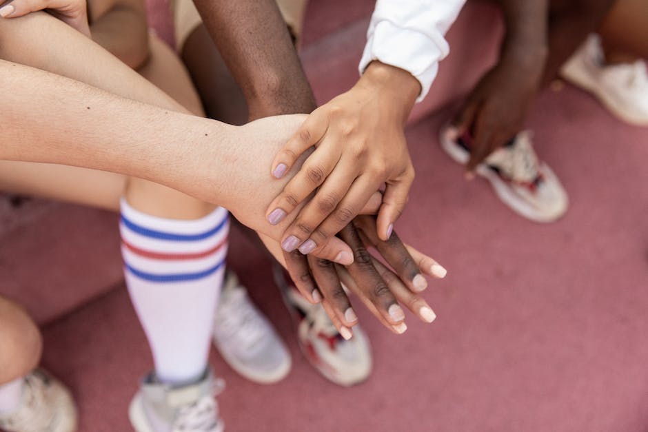 Image depicting the integration of padel into American society and culture, showcasing individuals playing padel on a court with diverse backgrounds, promoting inclusivity and community engagement.